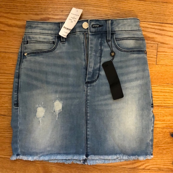 Brand new Bebe denim skirt - Picture 1 of 2